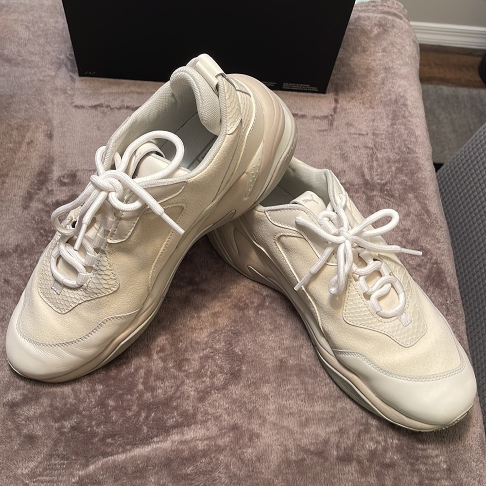Cream or off white puma size 11